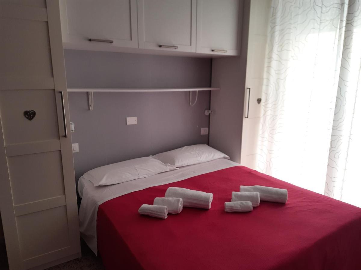 Hotel Barbiani Riccione Dış mekan fotoğraf