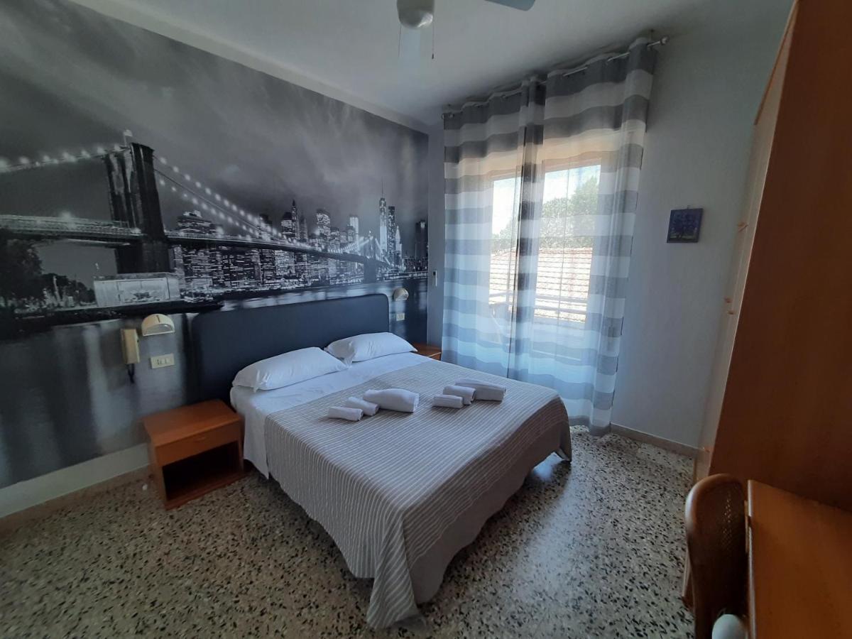 Hotel Barbiani Riccione Dış mekan fotoğraf