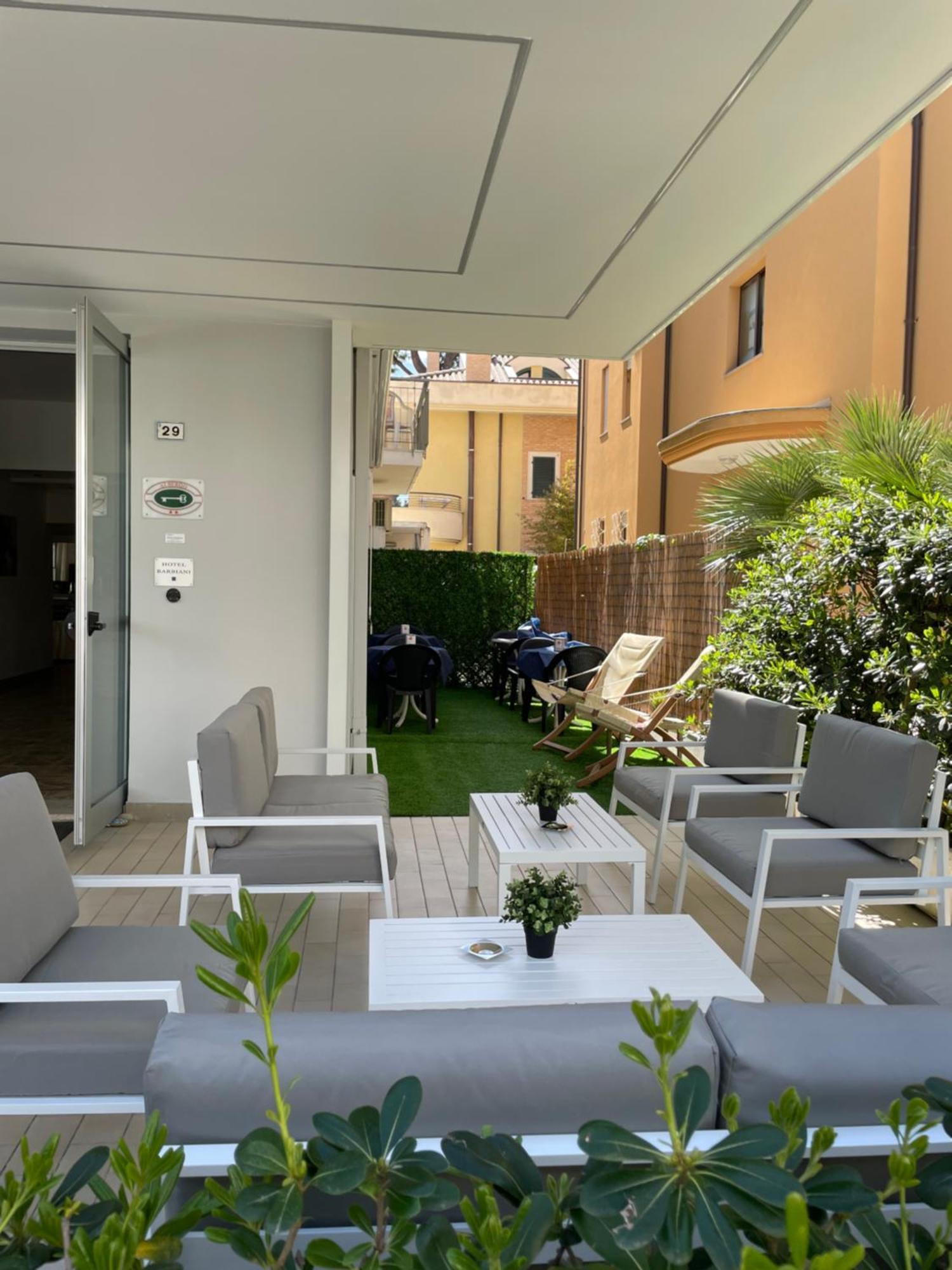 Hotel Barbiani Riccione Dış mekan fotoğraf
