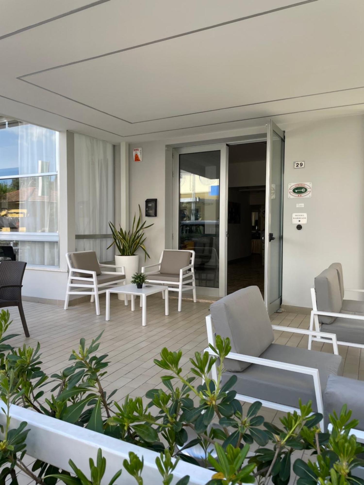 Hotel Barbiani Riccione Dış mekan fotoğraf