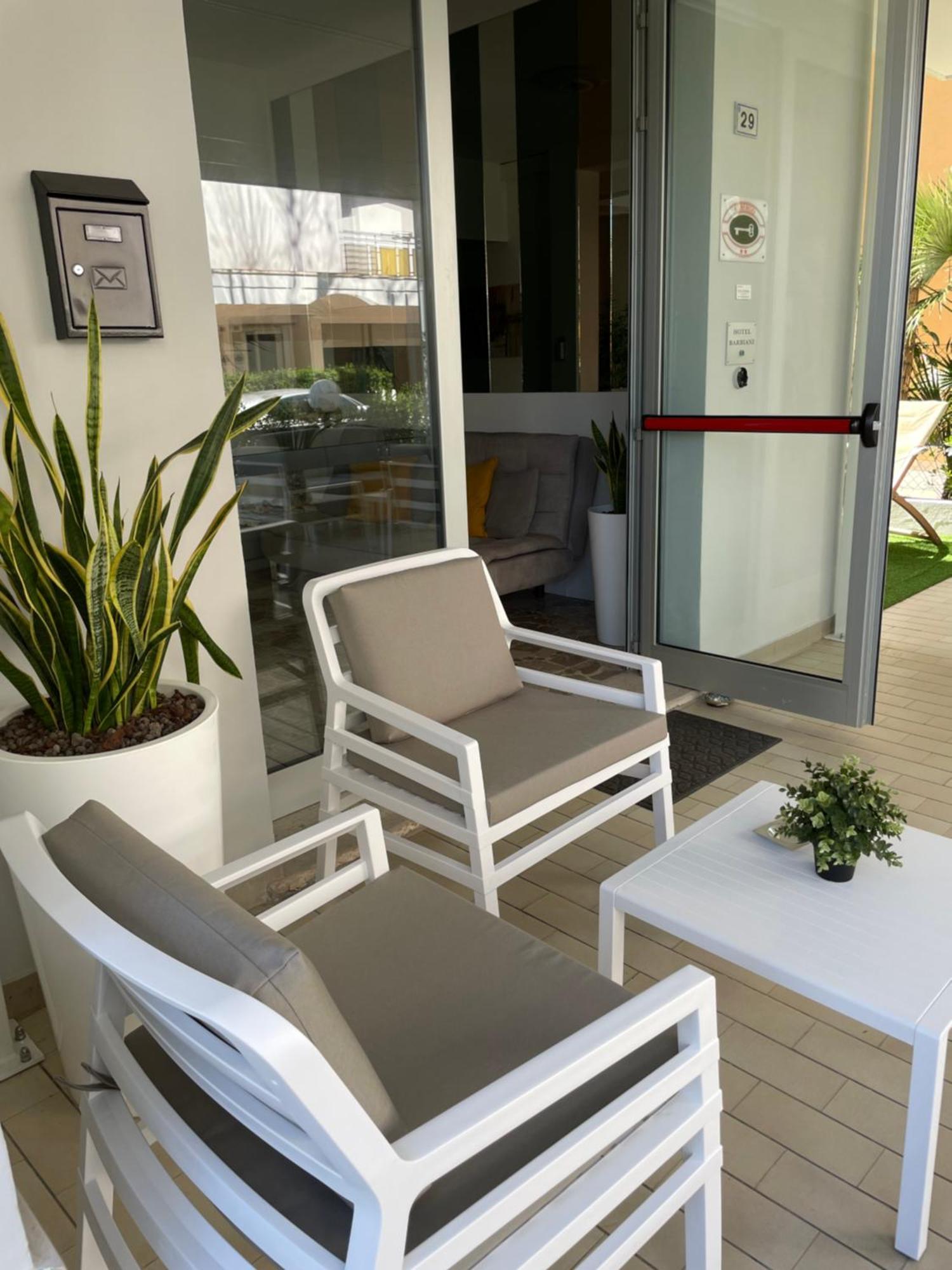 Hotel Barbiani Riccione Dış mekan fotoğraf
