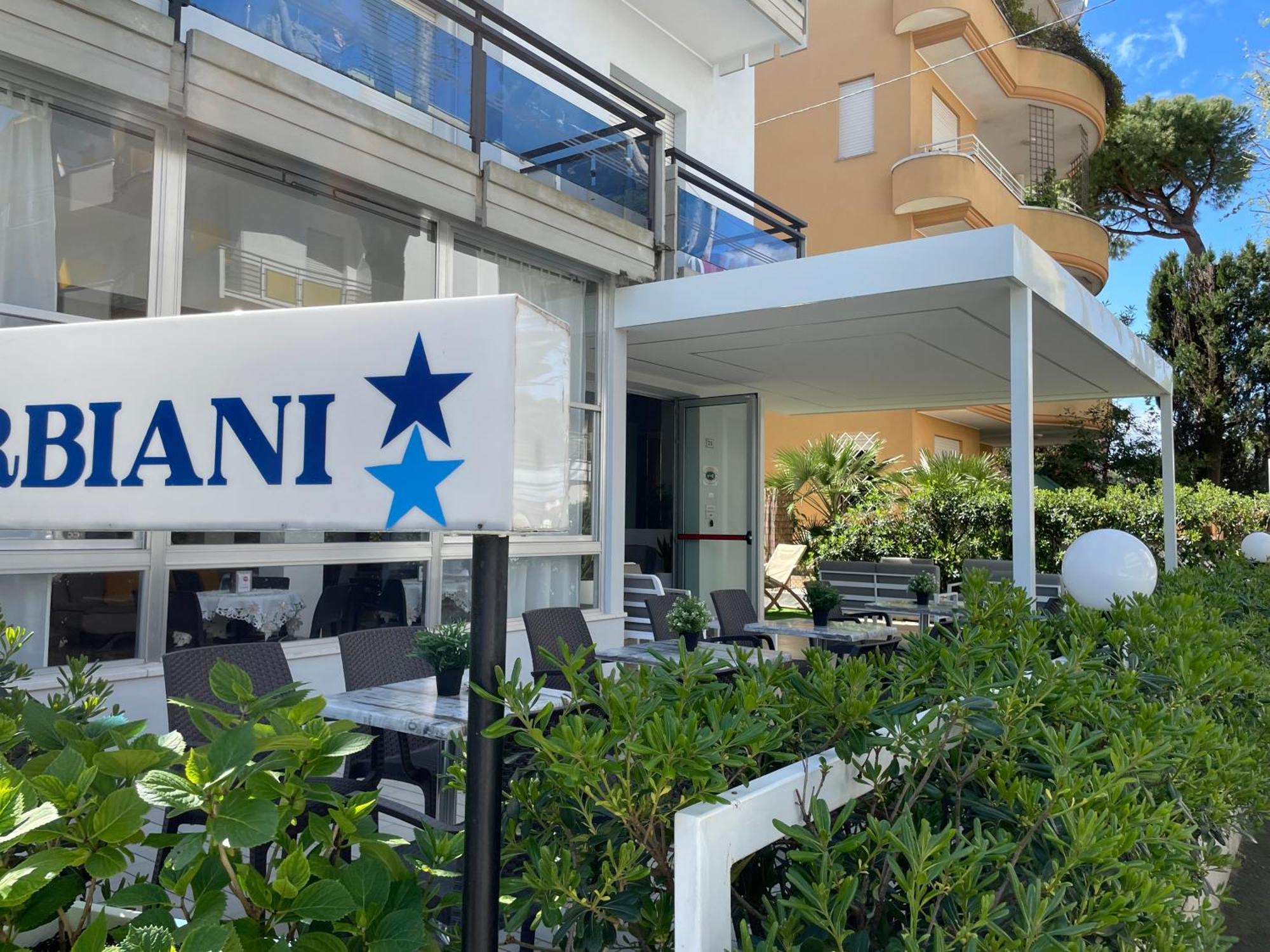Hotel Barbiani Riccione Dış mekan fotoğraf