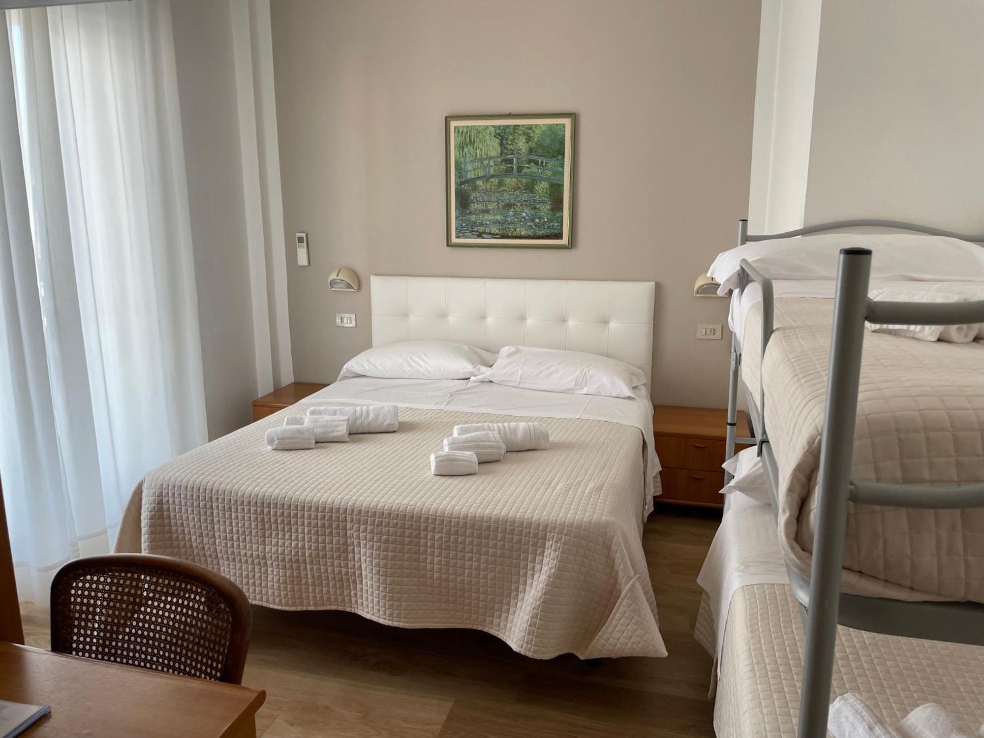 Hotel Barbiani Riccione Dış mekan fotoğraf